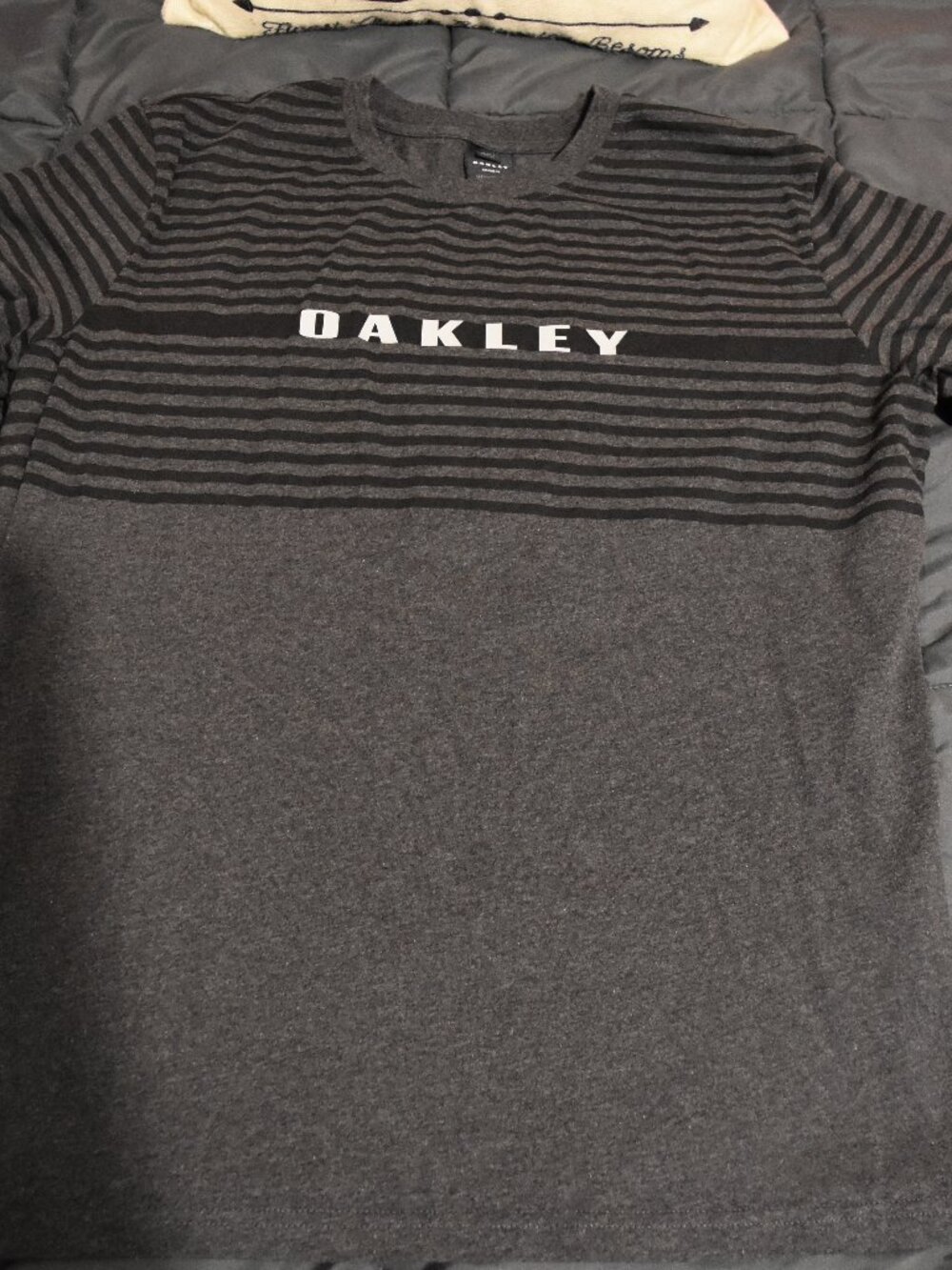 Oakley Striped Tee Shirt Size M